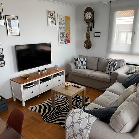 El Rincon Del Reloj Apartment Llanes Bagian luar foto